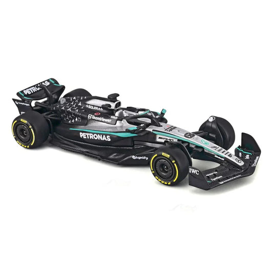 Bburago: Mercedes-AMG F1 W16 E Performance #63 George Russell (Scale 1:64)